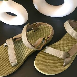 TEVA Sandal